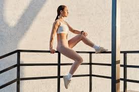 皇马本泽马关键时刻进球锁定胜利